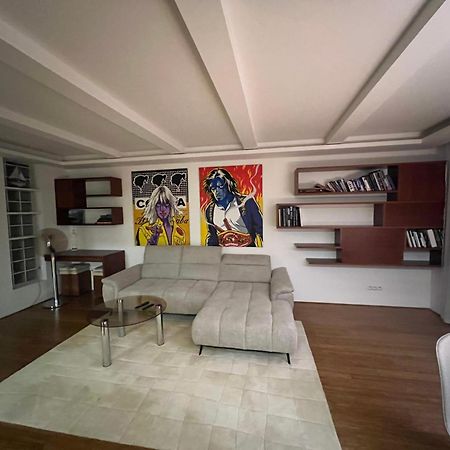 Old Town Apartment Bratislava Buitenkant foto