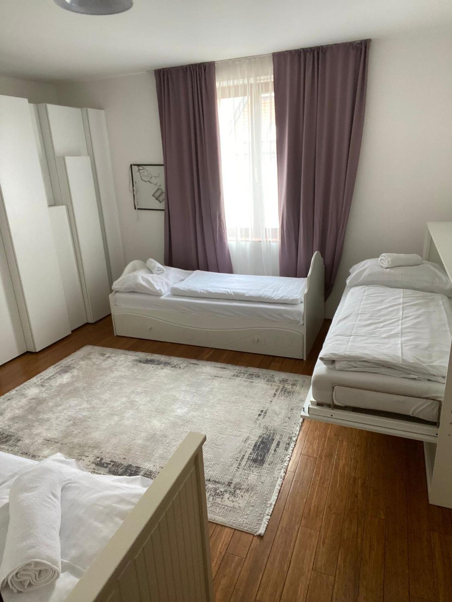 Old Town Apartment Bratislava Buitenkant foto
