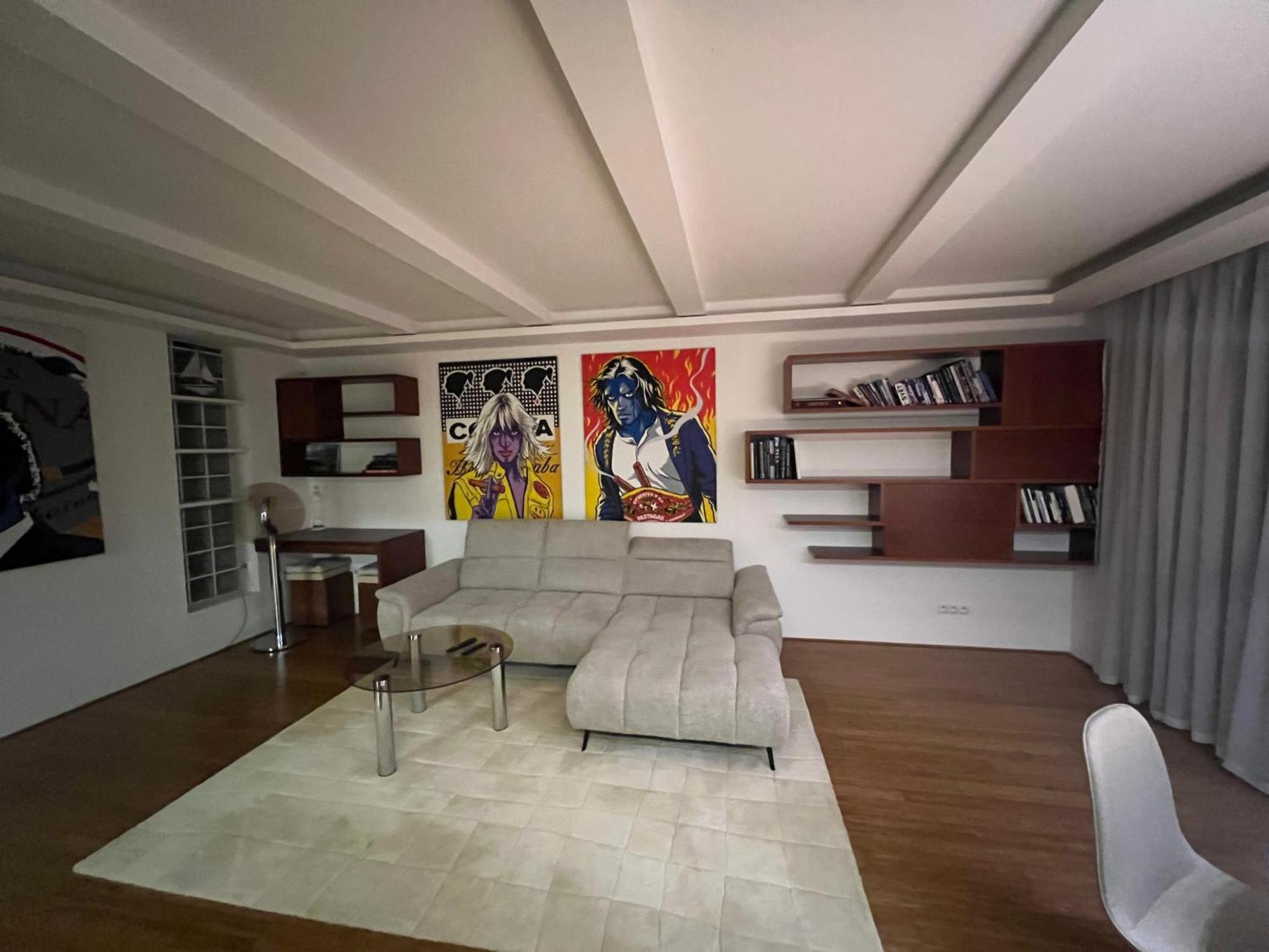 Old Town Apartment Bratislava Buitenkant foto